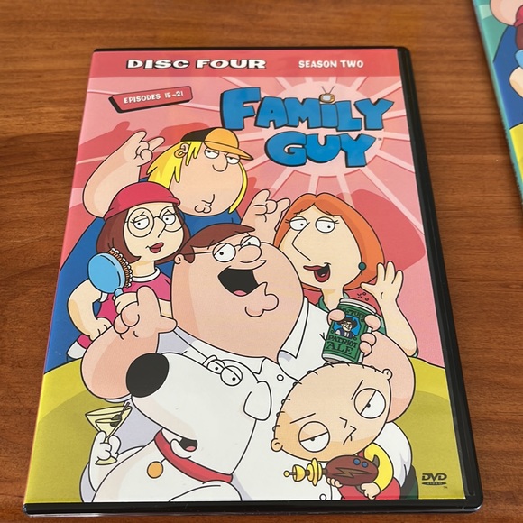 Family Guy DVDs, volume one, seasons 1 & 2, four DVDs, opened but barely… - Picture 13 of 15